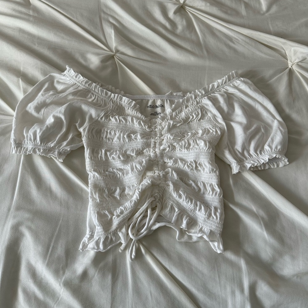 Wild fable top